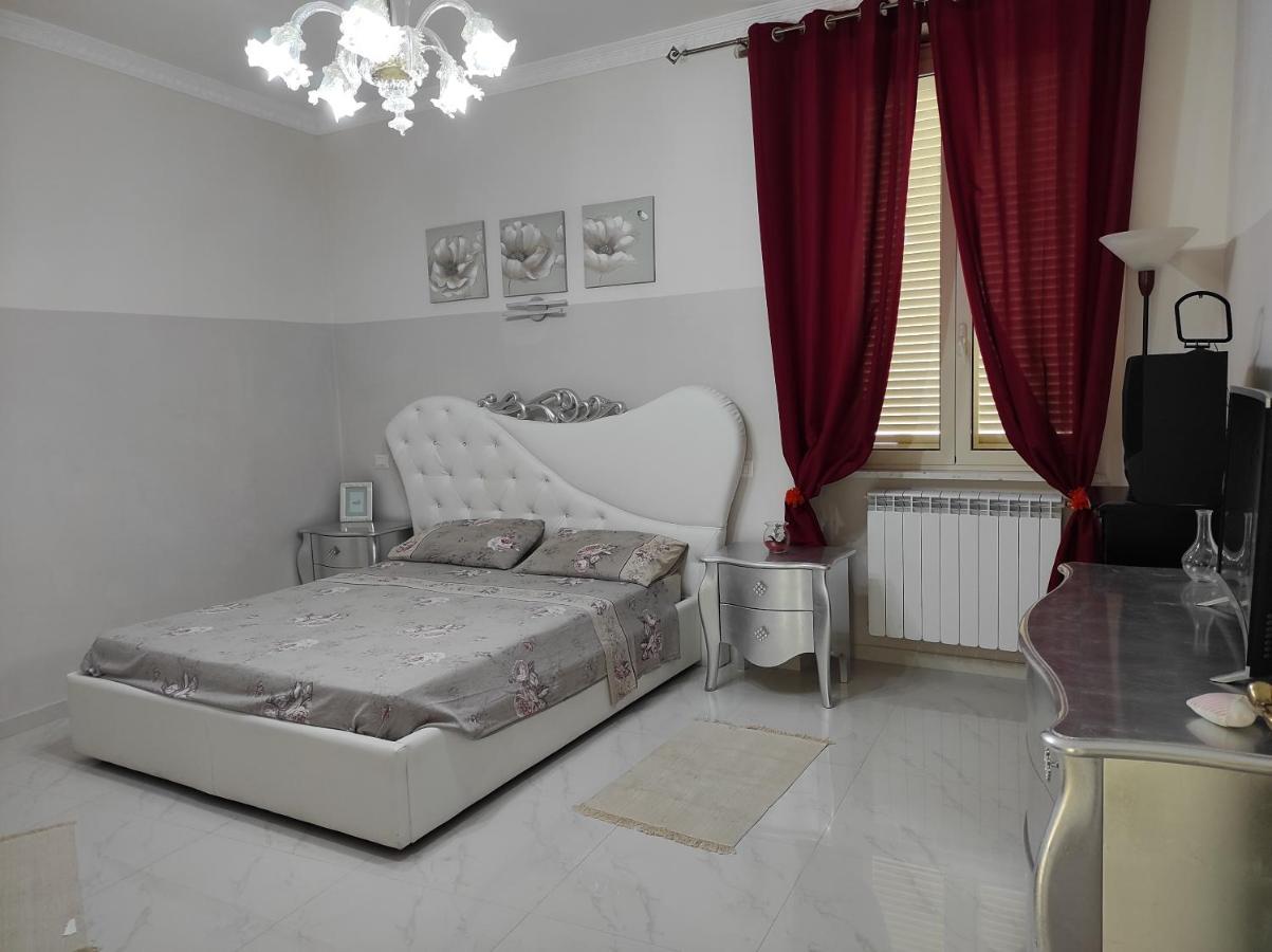 Affittacamere Silvagni Caserta Luaran gambar