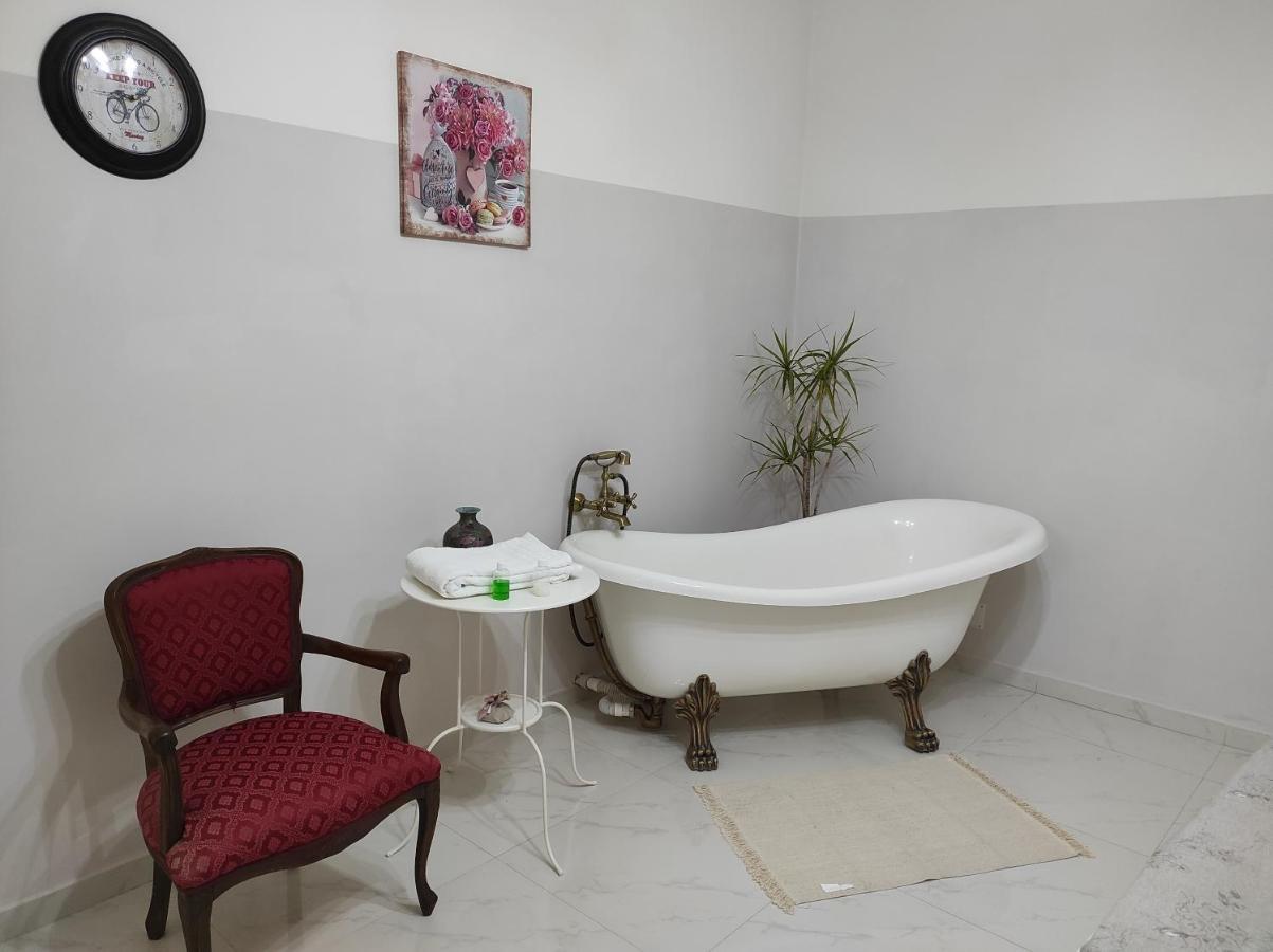 Affittacamere Silvagni Caserta Luaran gambar